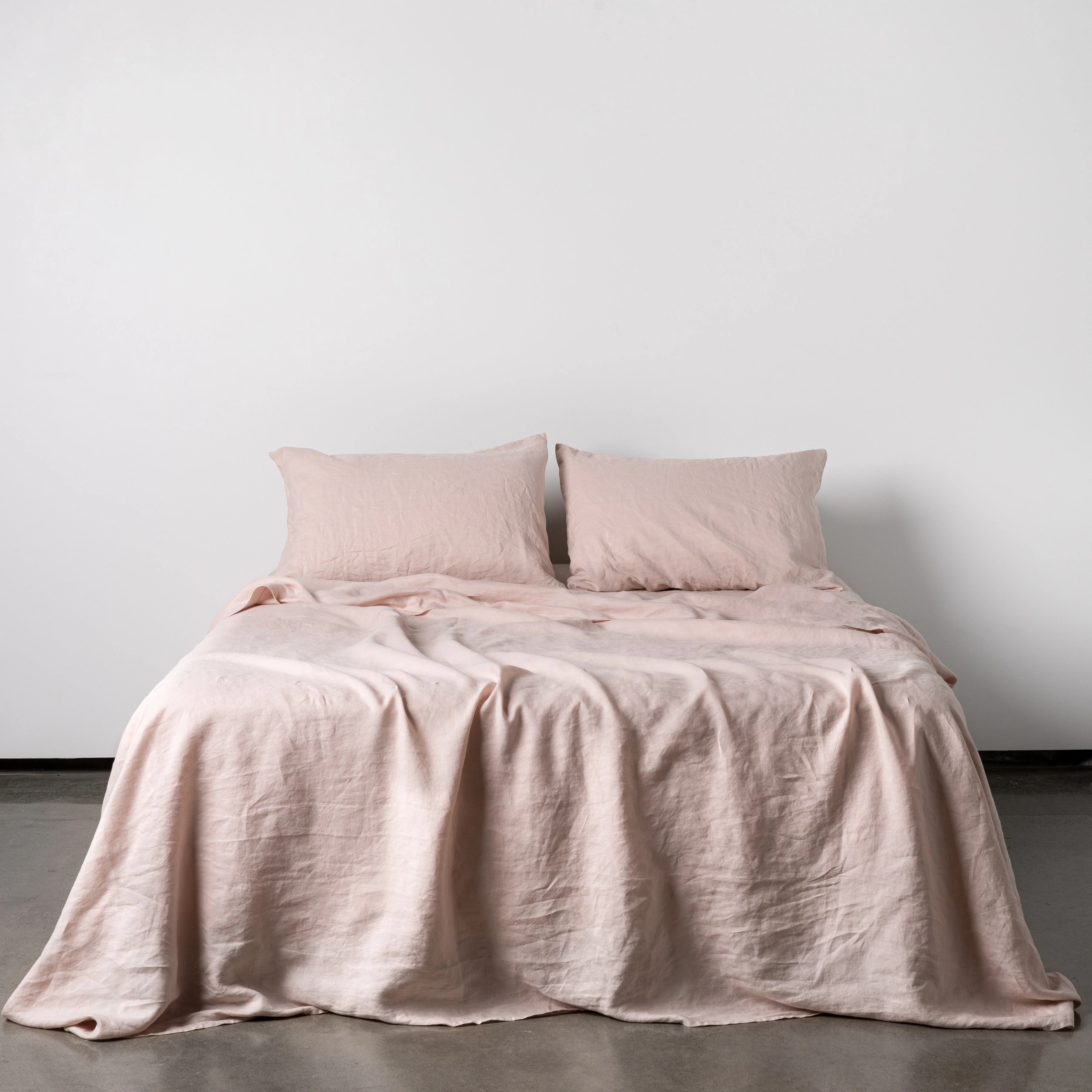 Blush Pink Linen Pillowcases - Image 9