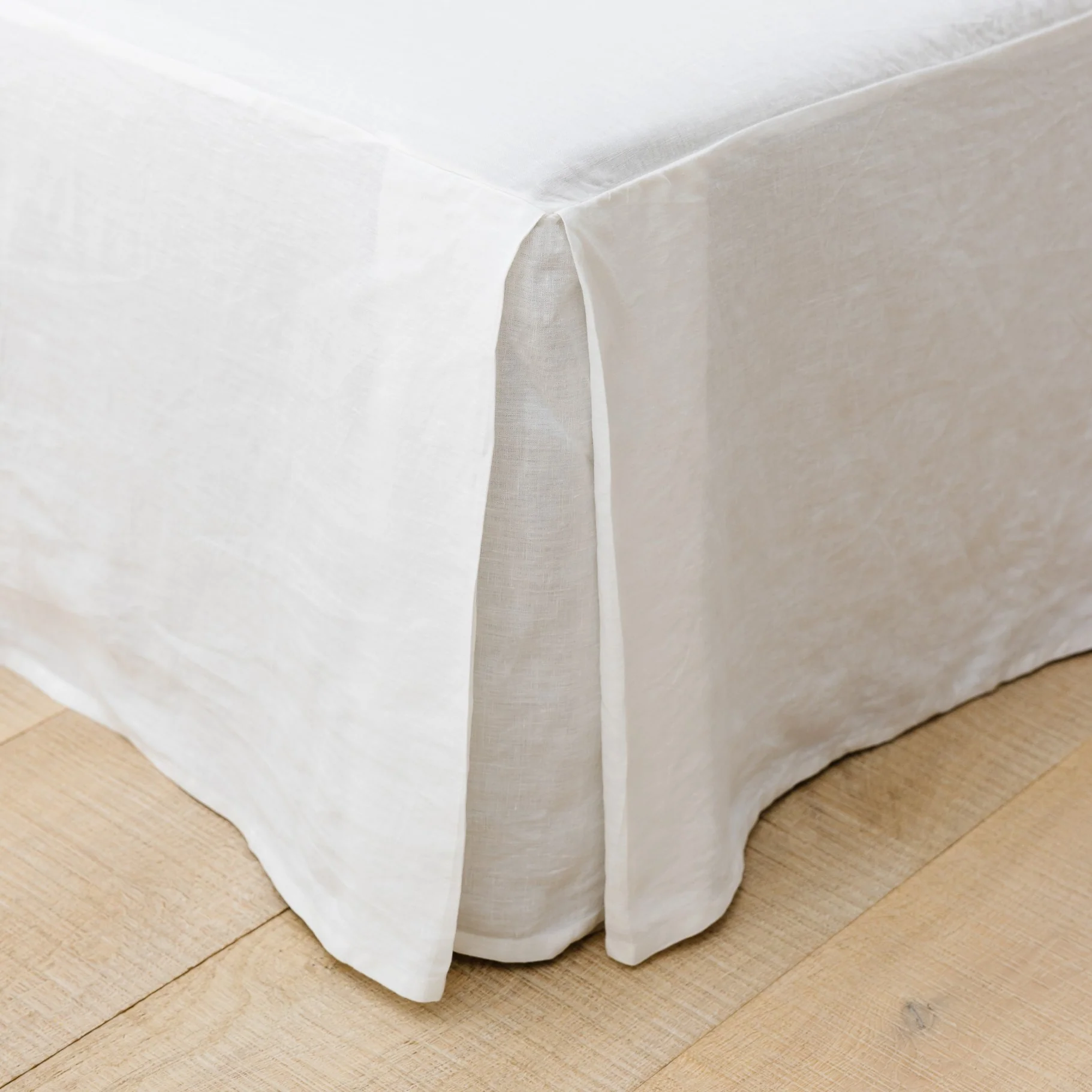Brilliant White Linen Valance - 35cm Drop