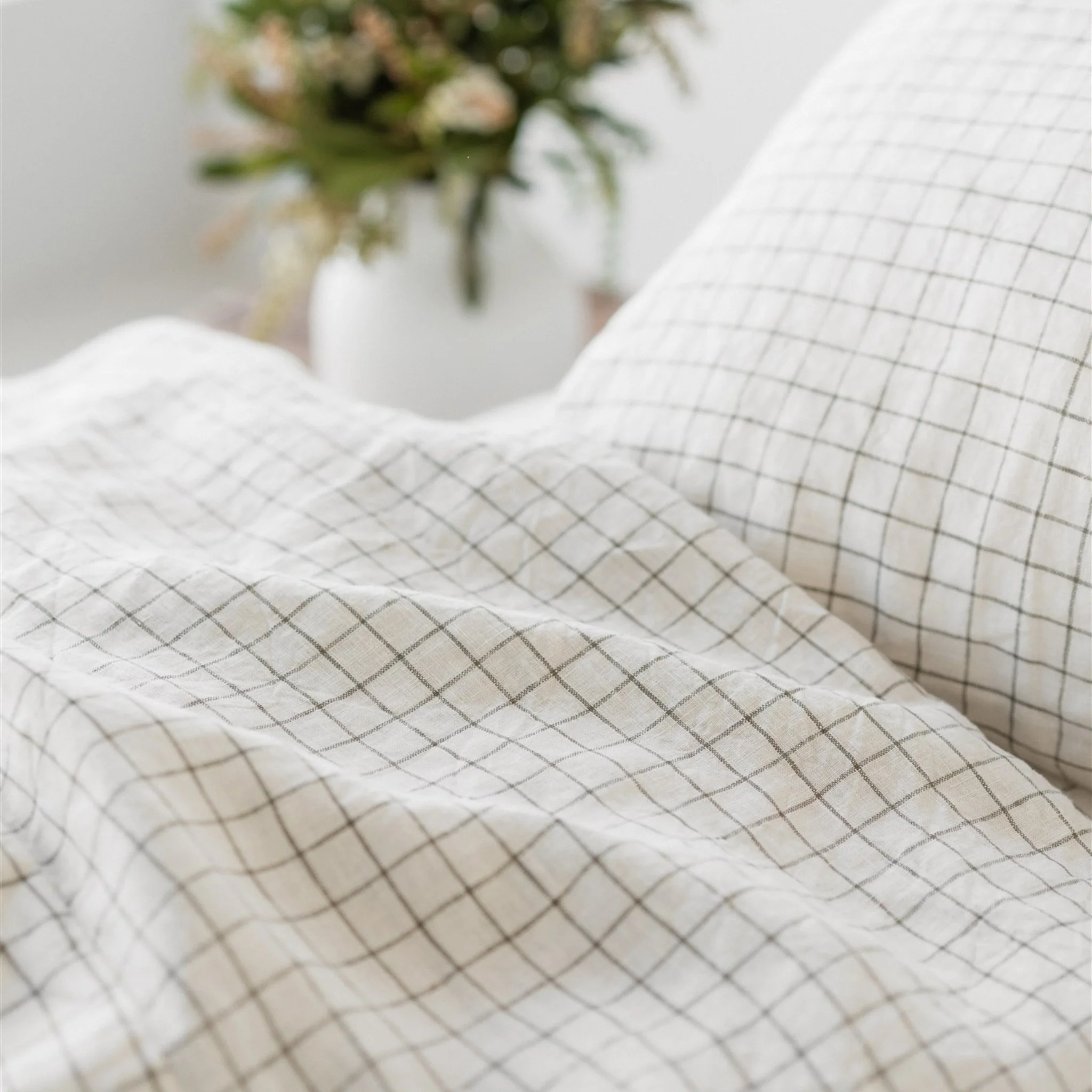 Cactus Grid Linen Pillowcases - Image 2