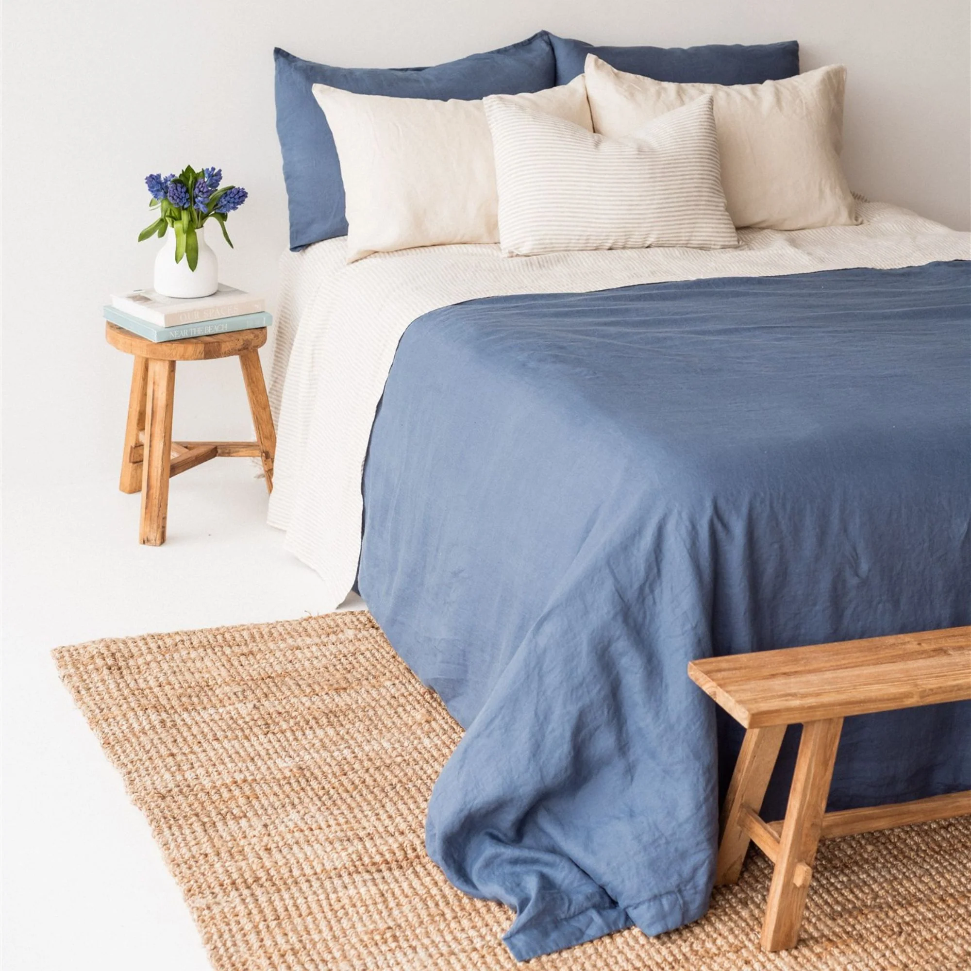 Coastal Blue Linen Duvet - Image 4