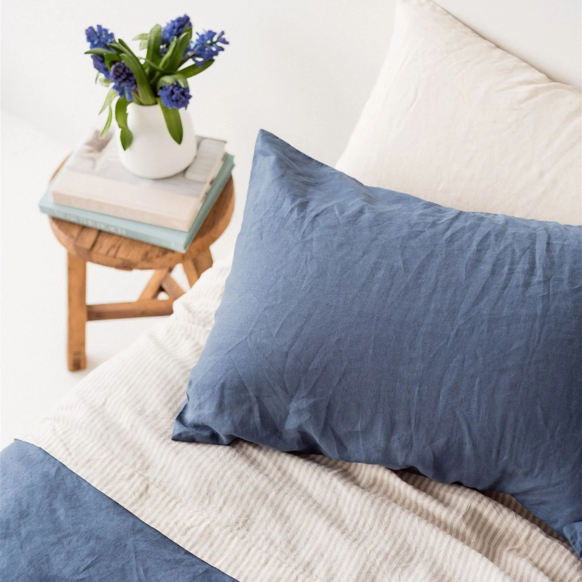 Coastal Blue Linen Pillowcases - Image 2