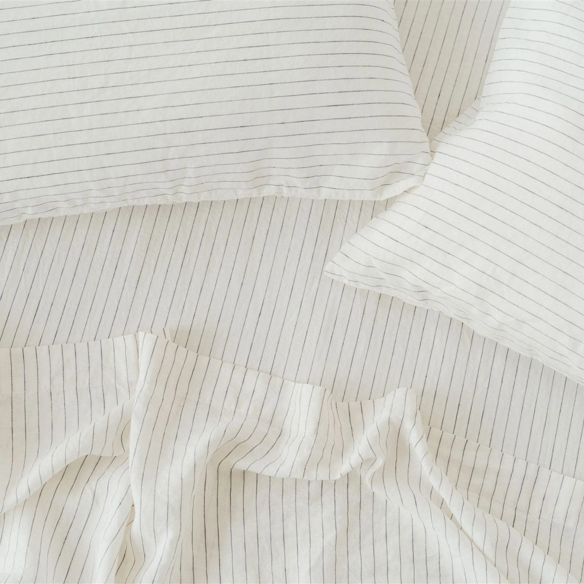 Coastal Blue Stripes Linen Fitted Sheet - Image 3