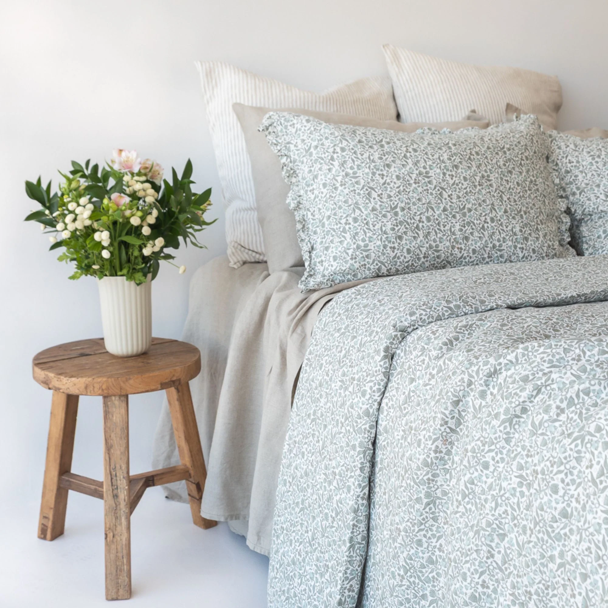 Evelyn Linen Duvet - Image 4