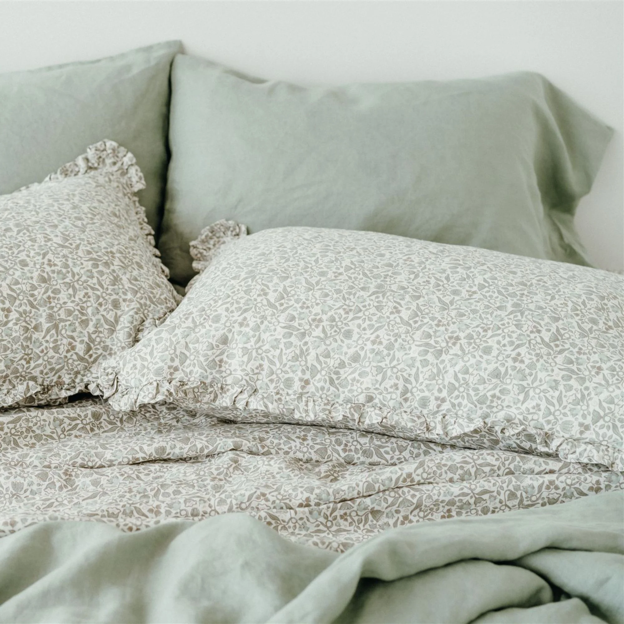 Evelyn Linen Fitted Sheet - Image 5