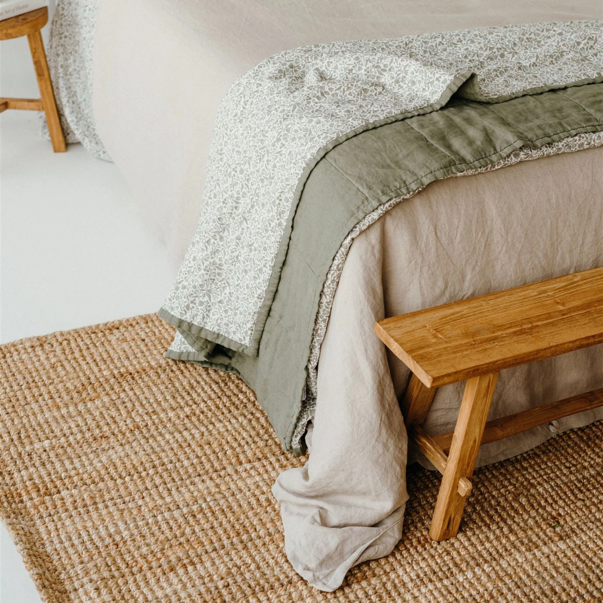 Evelyn X Cactus Linen Quilt - Image 8