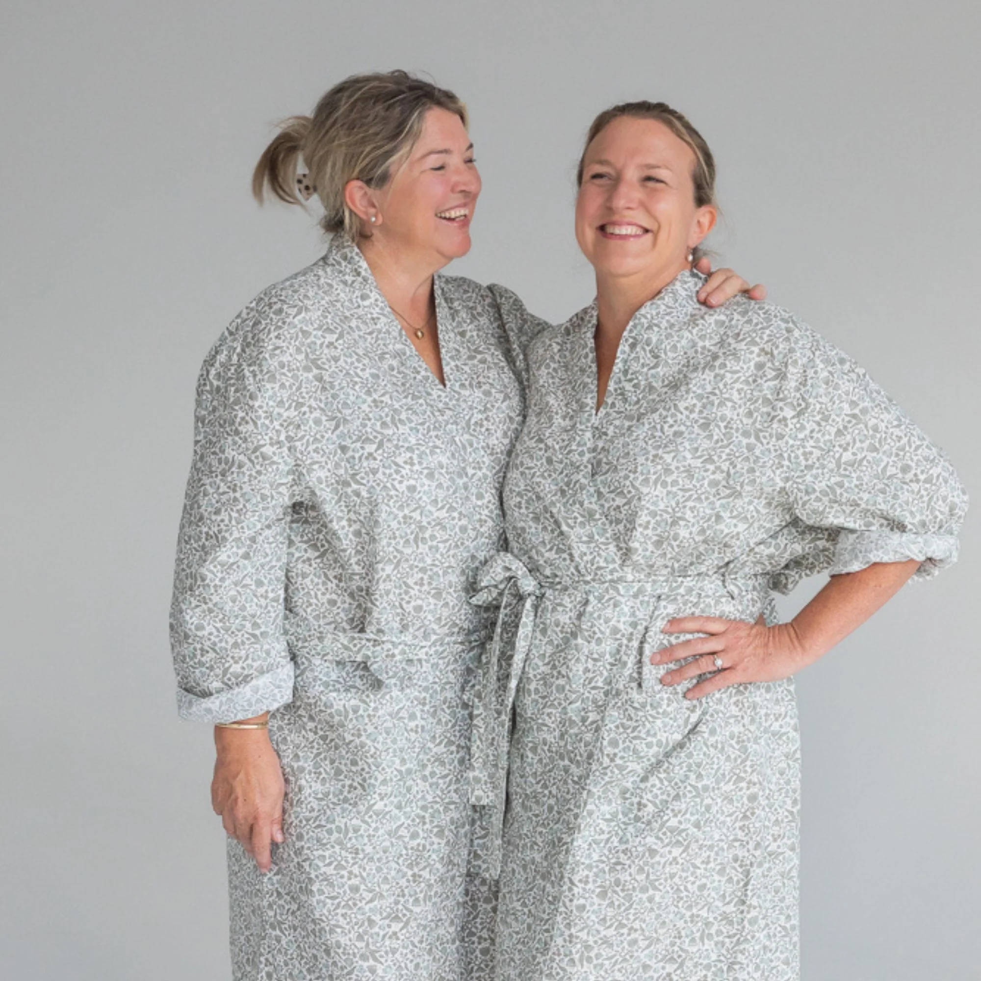 Evelyn Linen Robe - Image 8