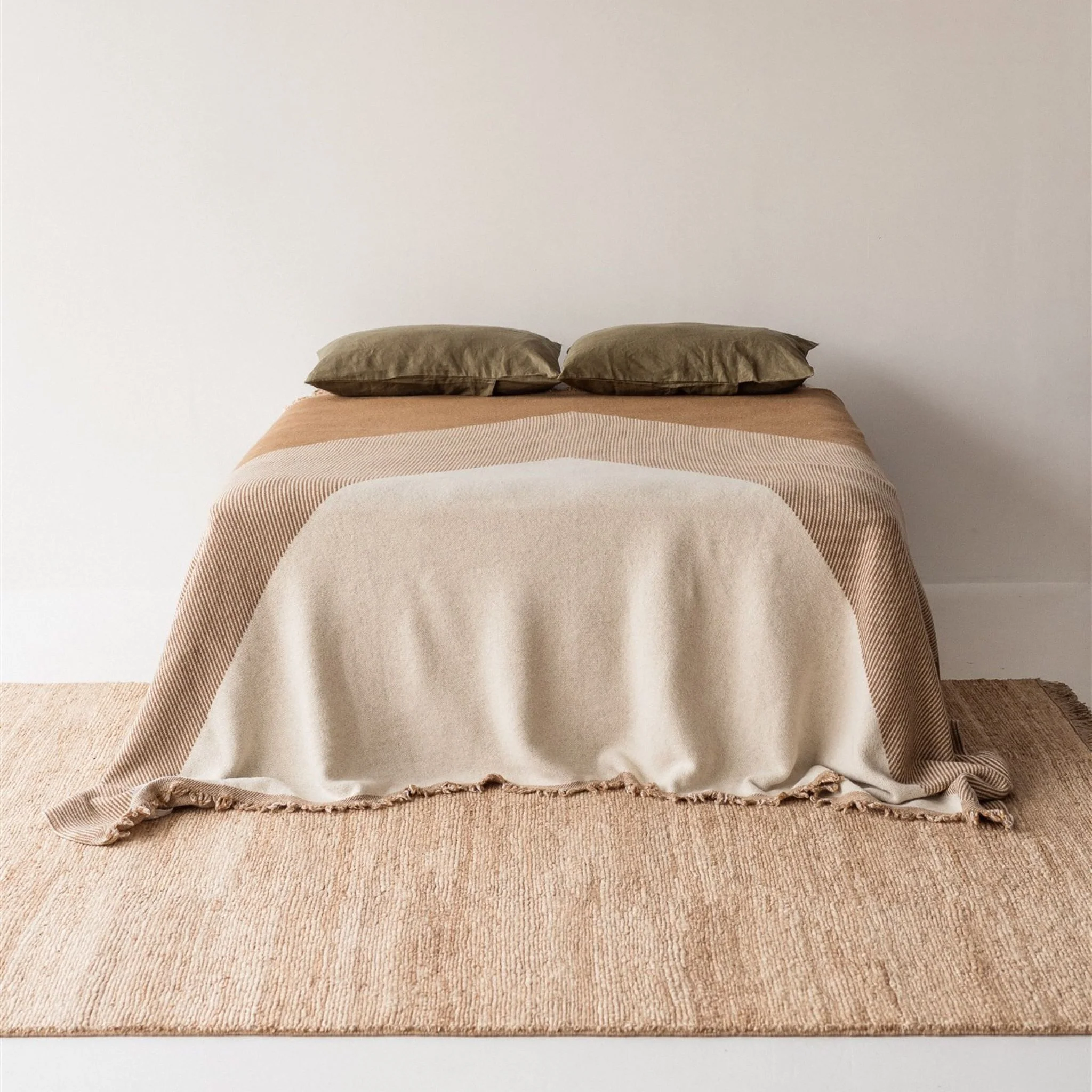 Ginger Honey Wool Bedspread - Image 3