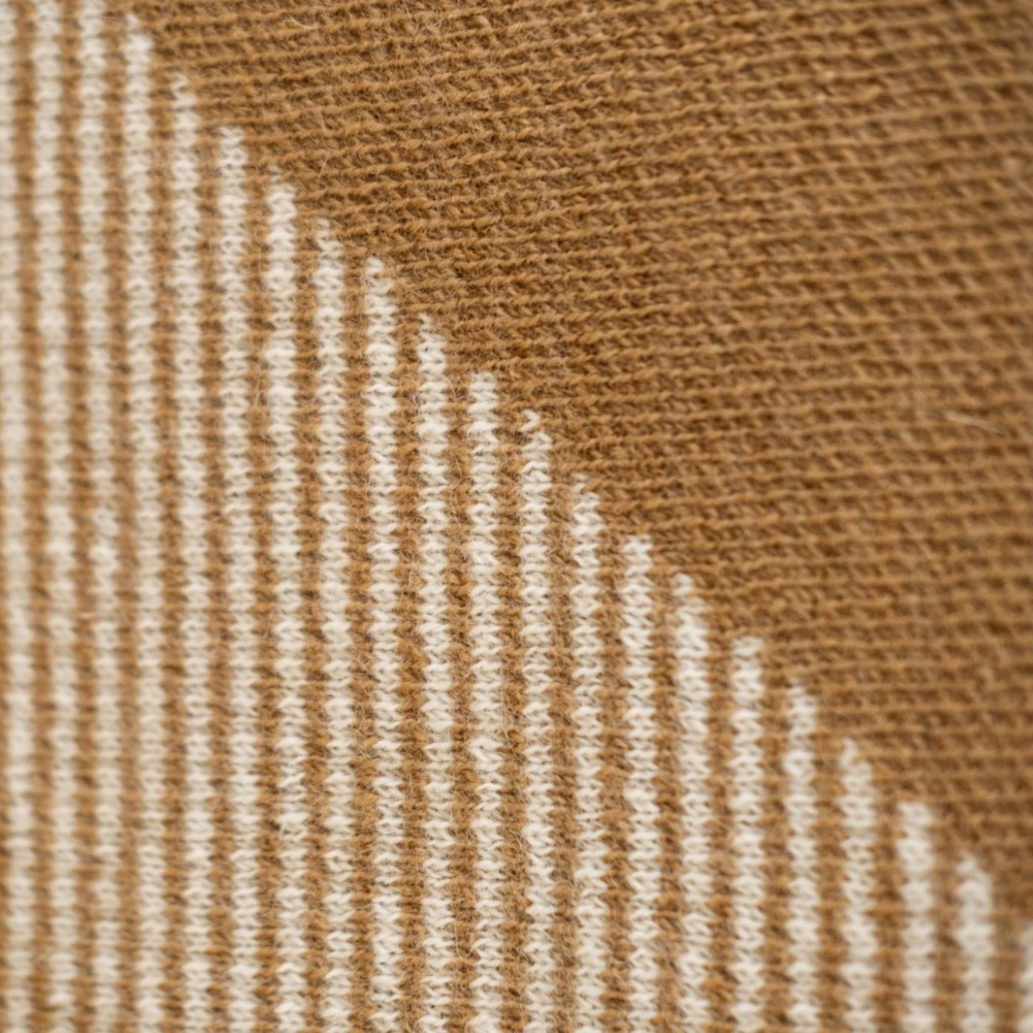 Ginger Honey Wool Bedspread - Image 9