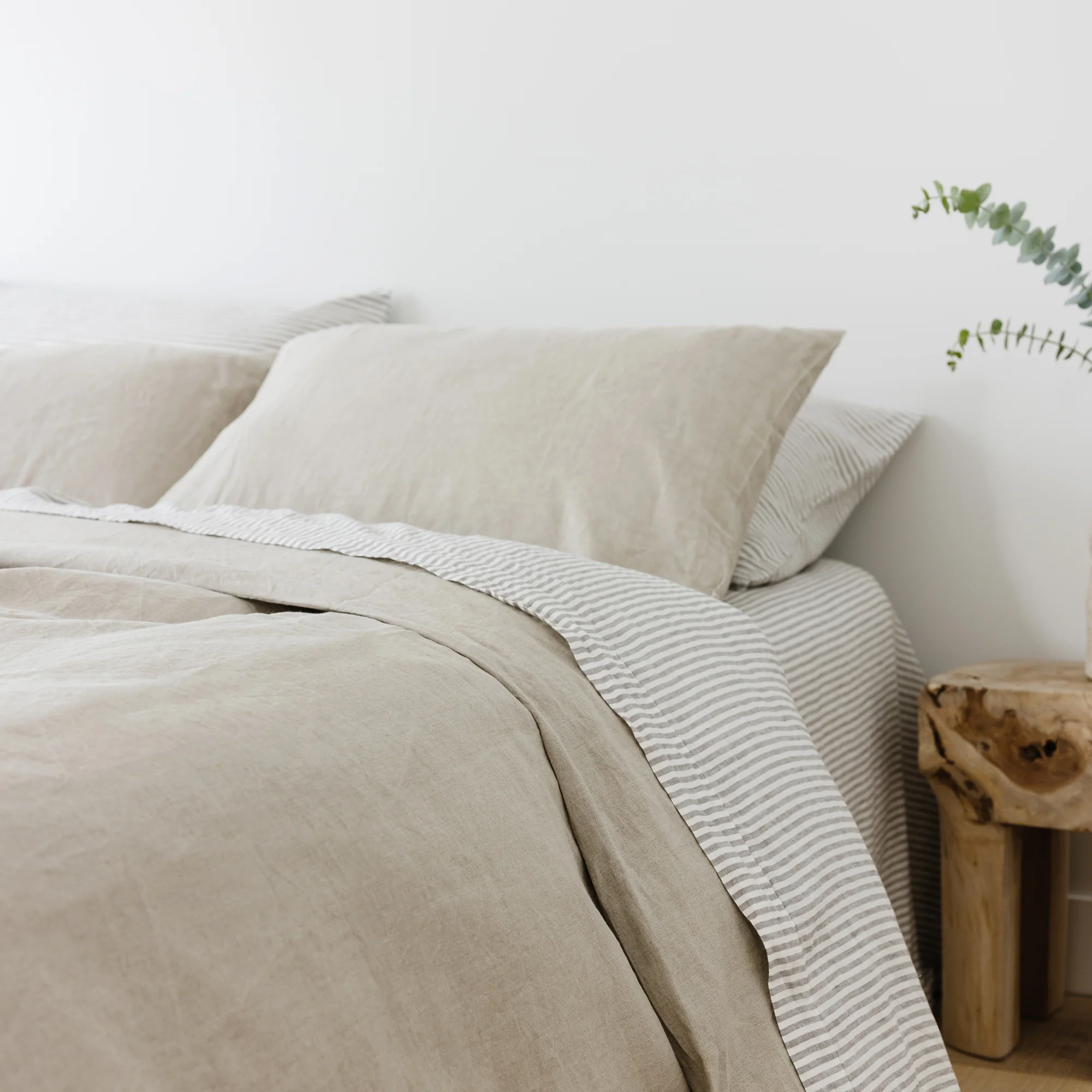 Grey Stripes Linen Sheets Set - Image 12