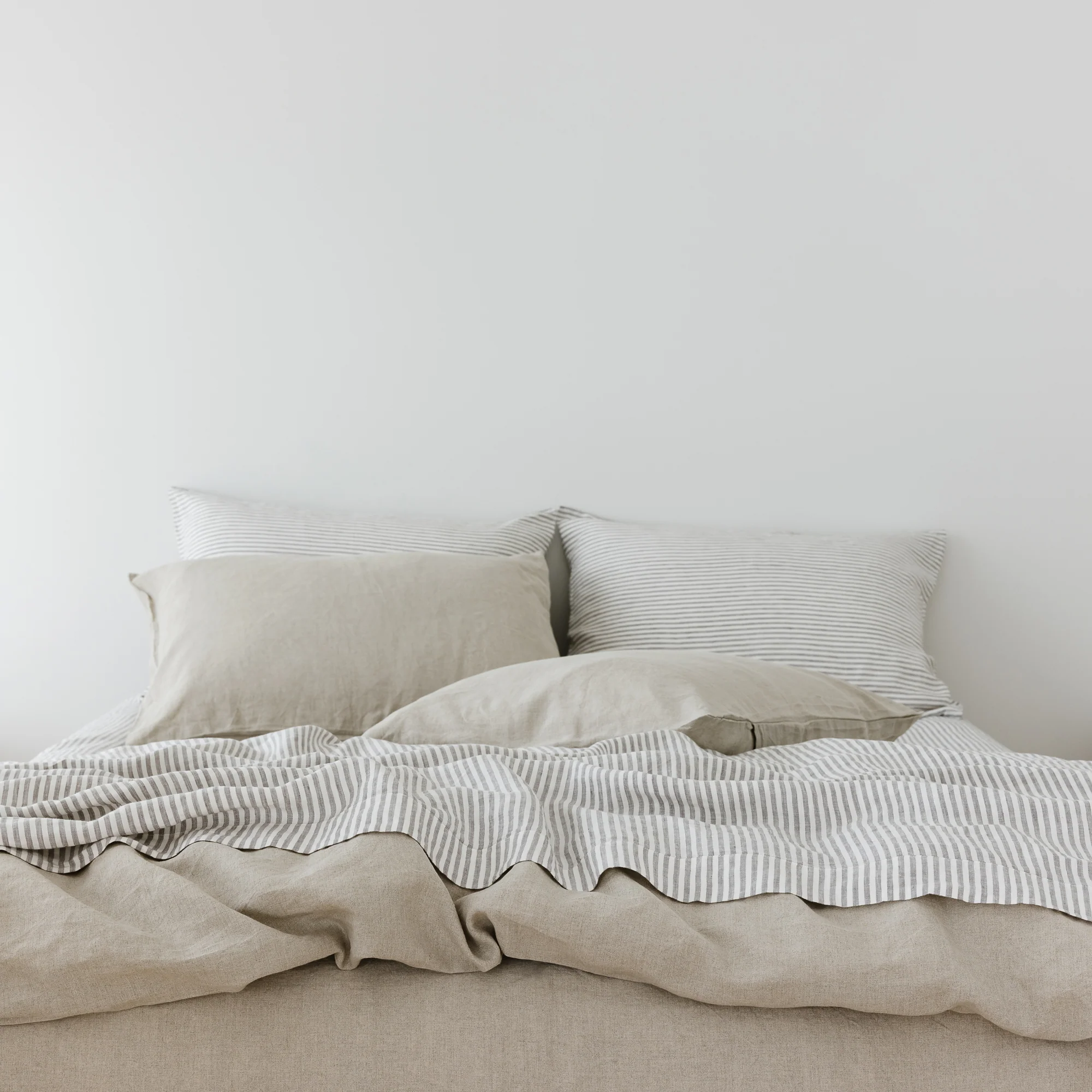 Grey Stripes Linen Sheets Set - Image 13