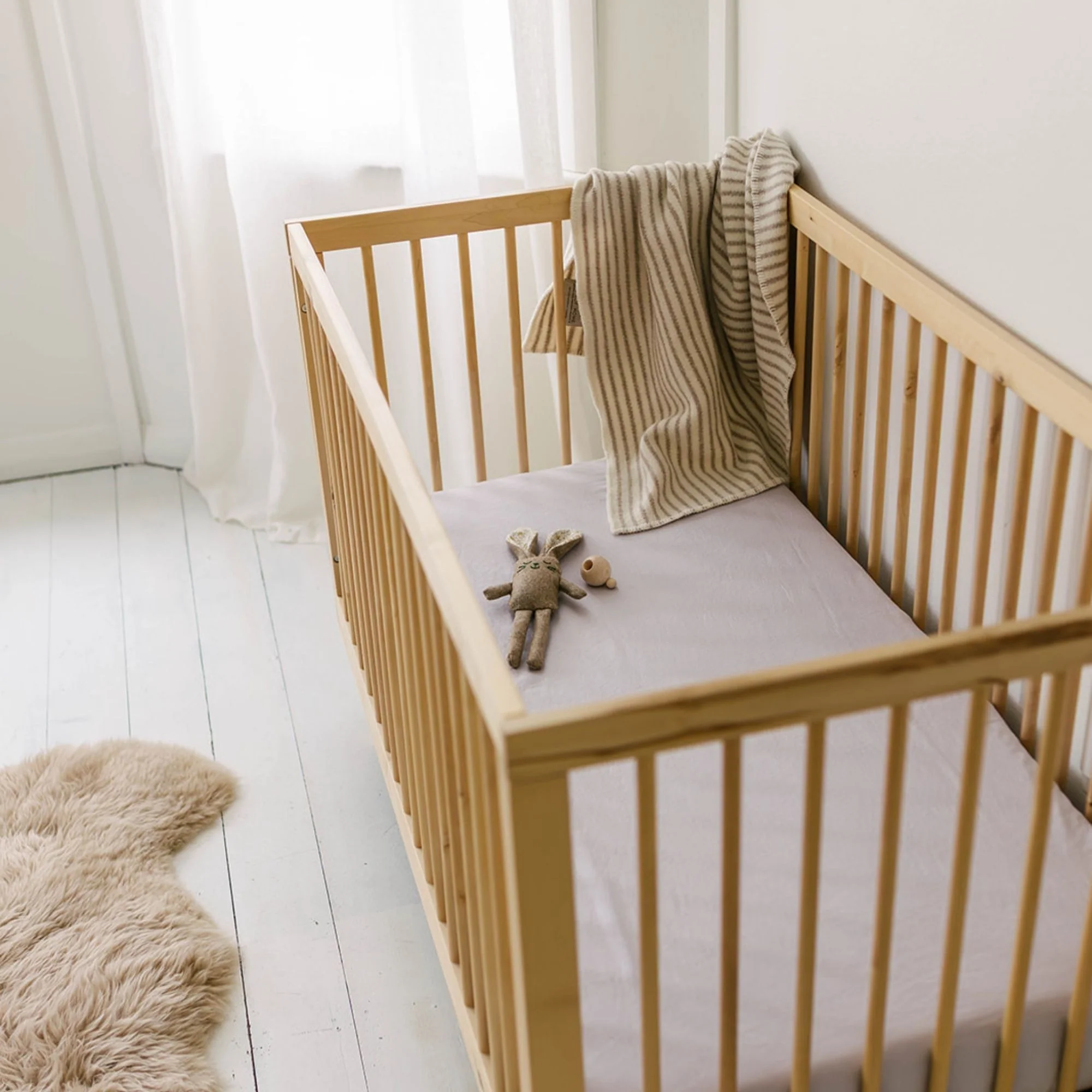 Lilac Linen Cot/Bassinet Sheet - Image 4