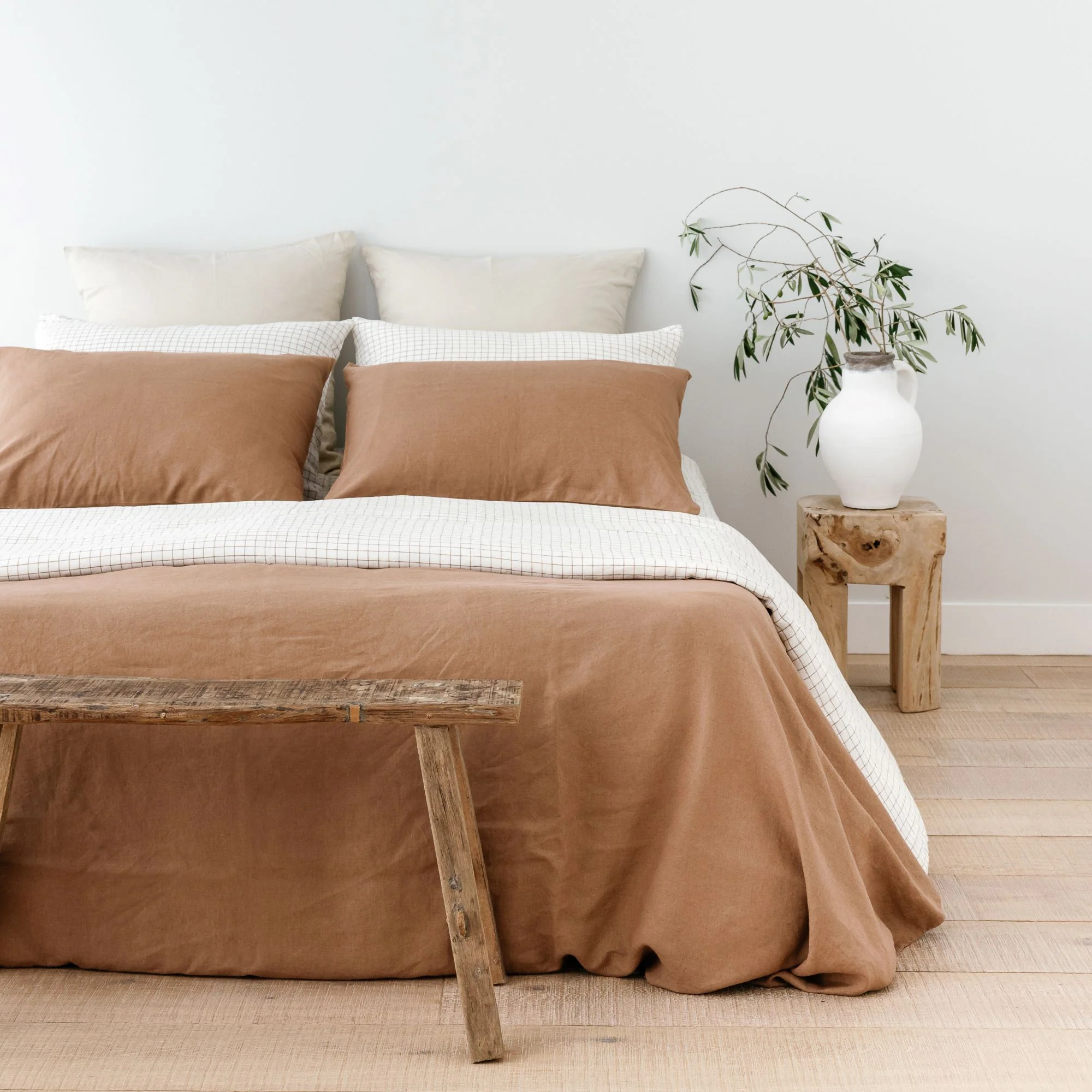 Malt Brown Grid Linen Sheets Set - Image 5