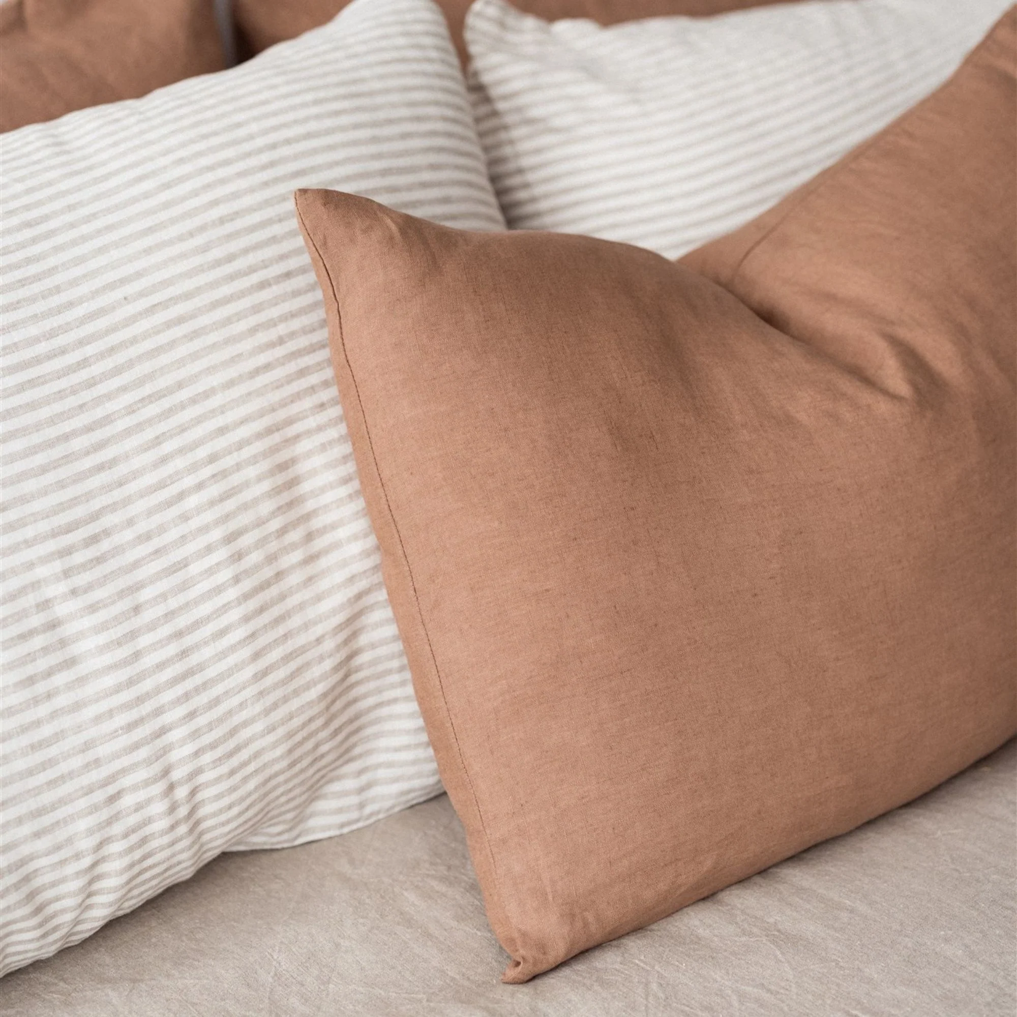 Malt Brown Linen Rectangle Cushion Cover - Image 3