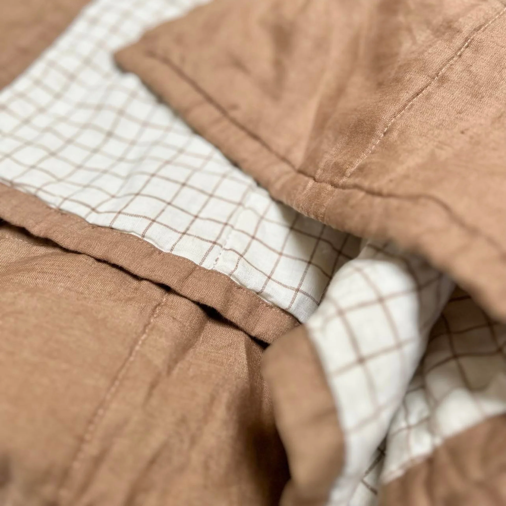 Malt Brown & Malt Brown Grid Linen Cot Quilt - Image 7