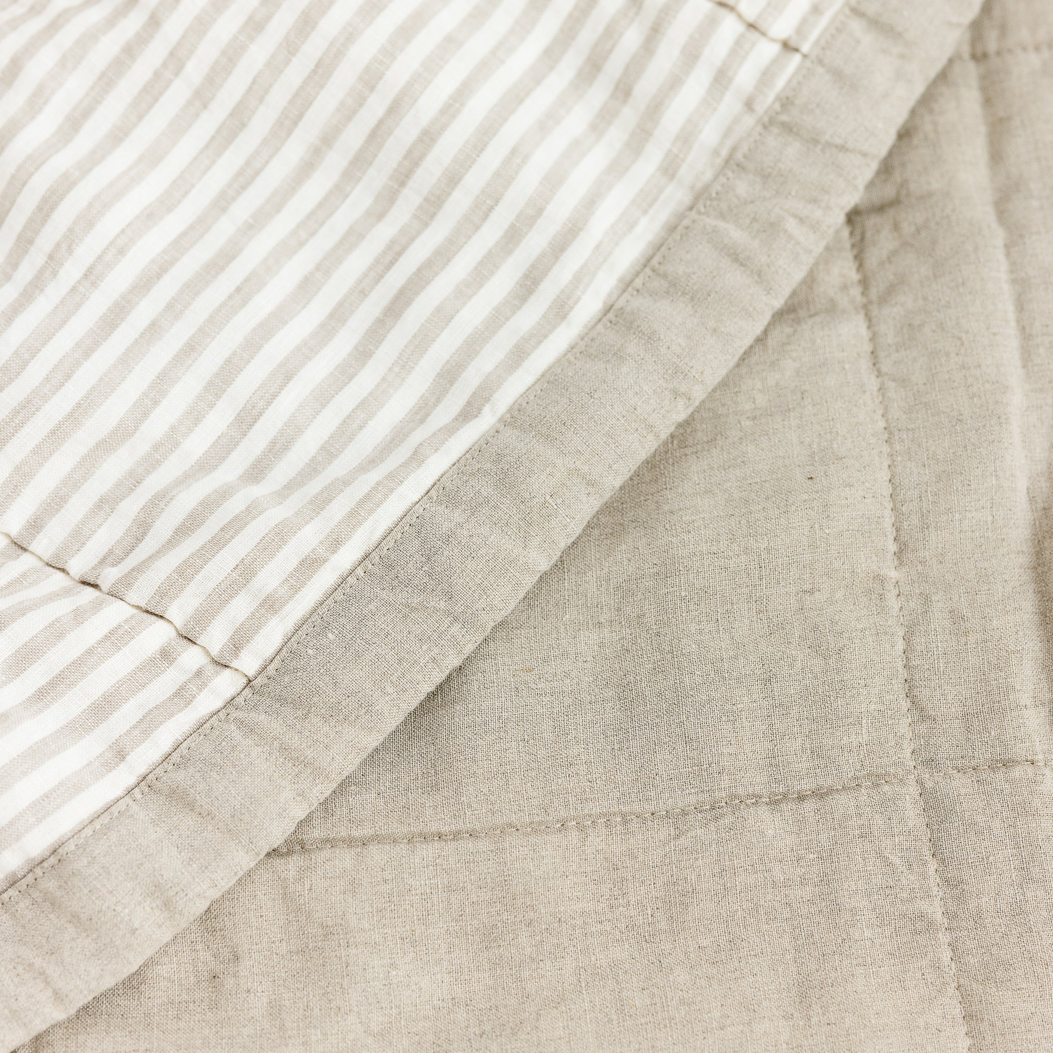 Natural & Sand Stripes Linen Quilt - Image 3
