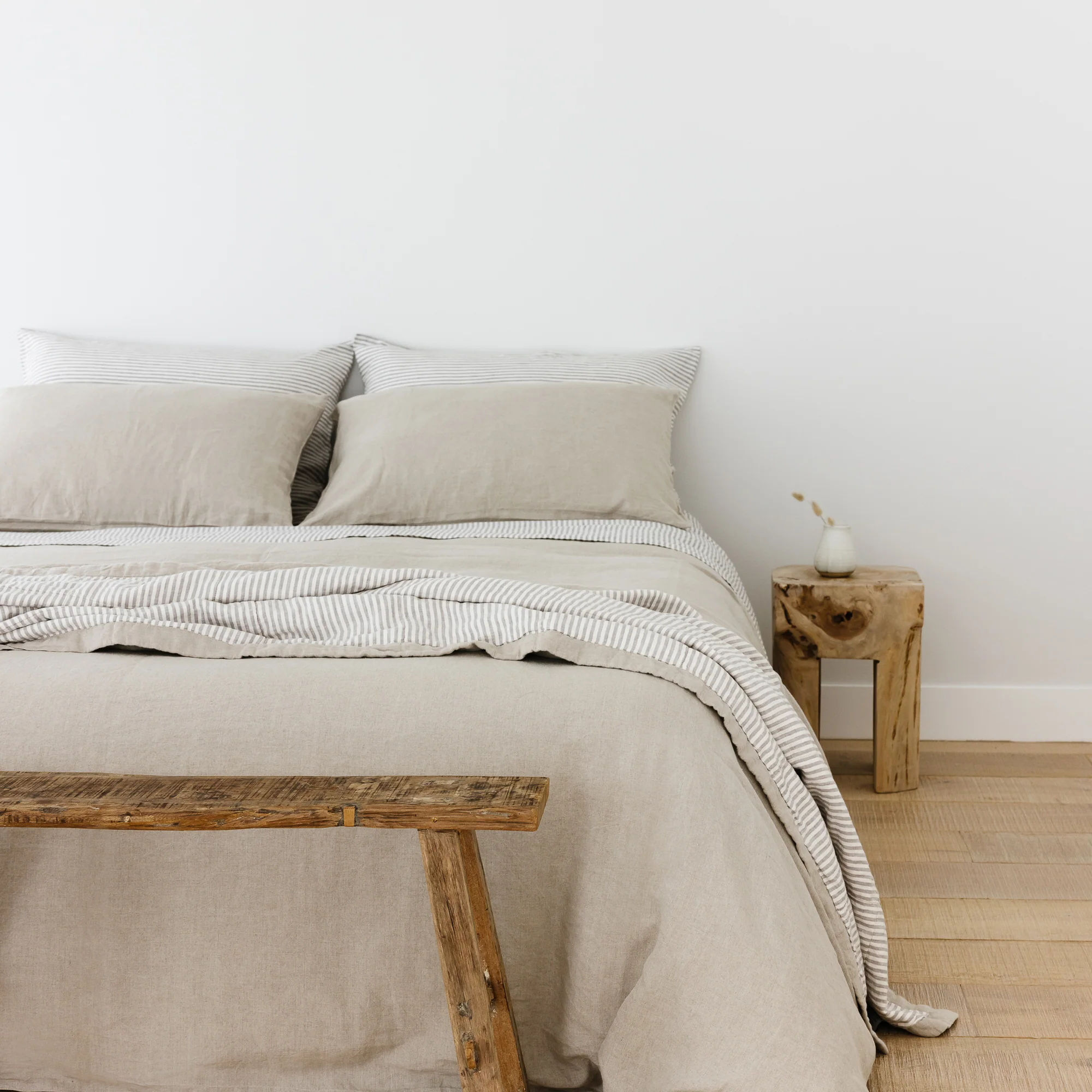 Natural & Sand Stripes Linen Quilt - Image 8