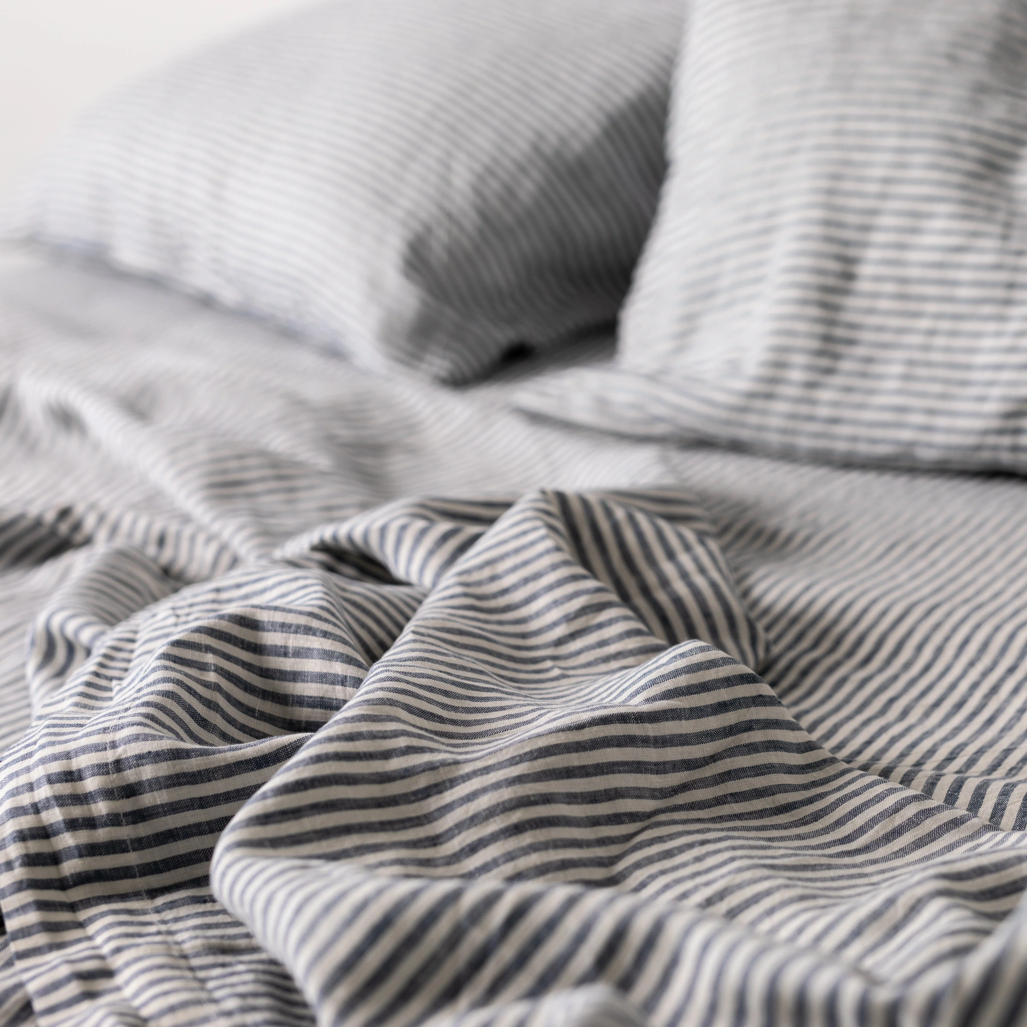 Navy Blue Stripes Linen Sheets Set - Image 4