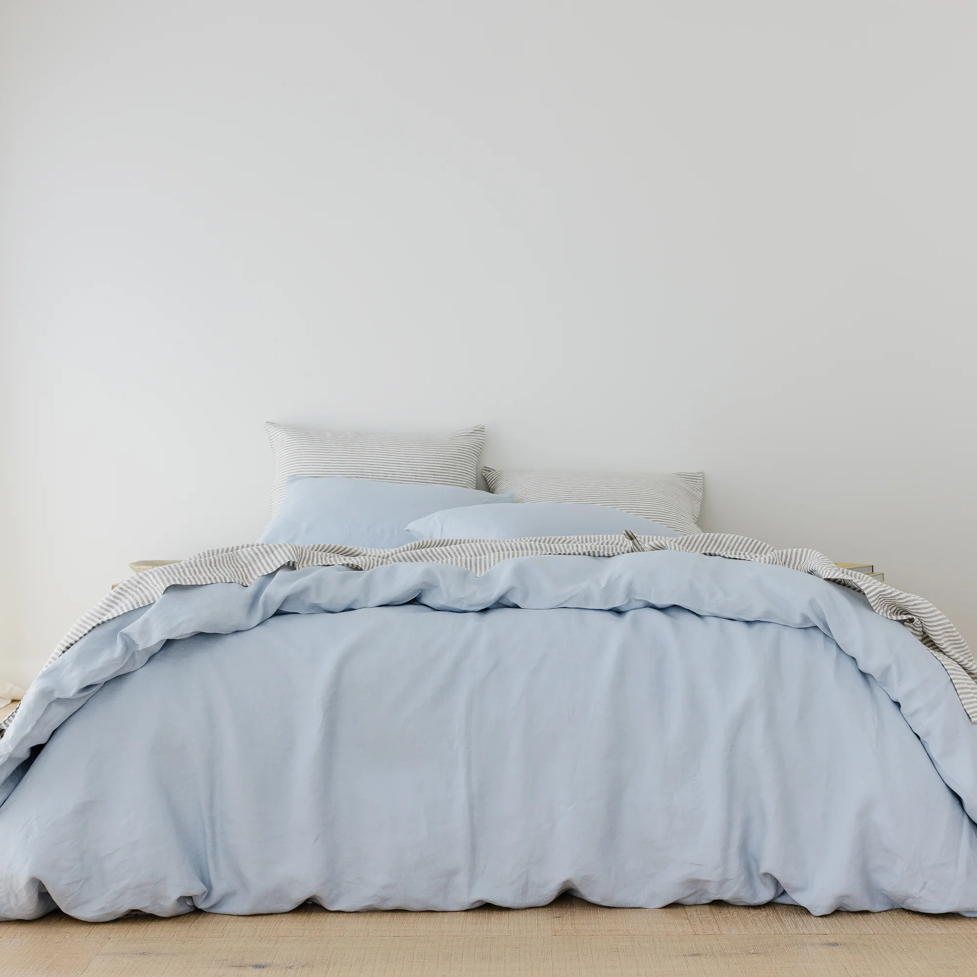 Powder Blue Linen Duvet - Image 2