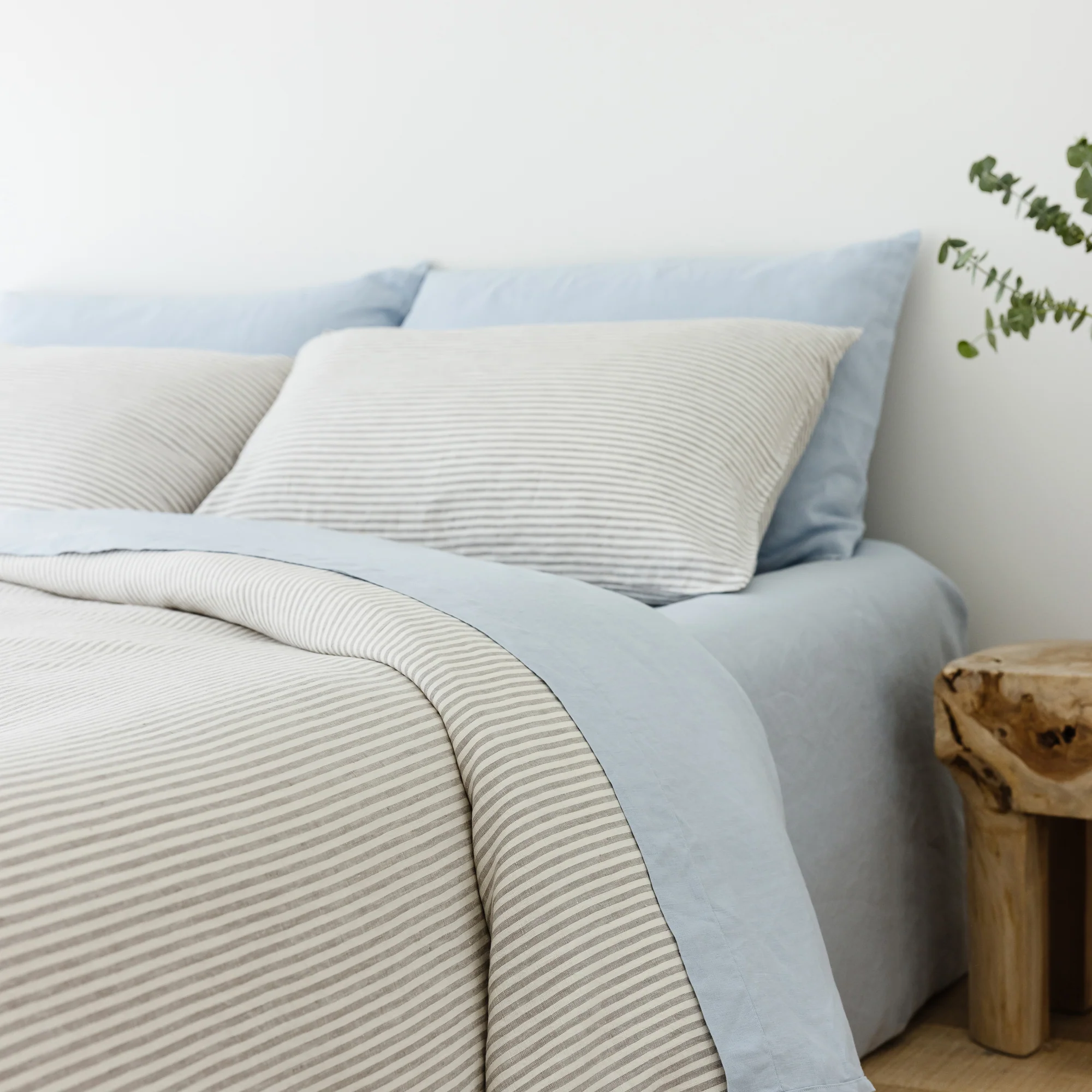 Powder Blue Linen Fitted Sheet - Image 2