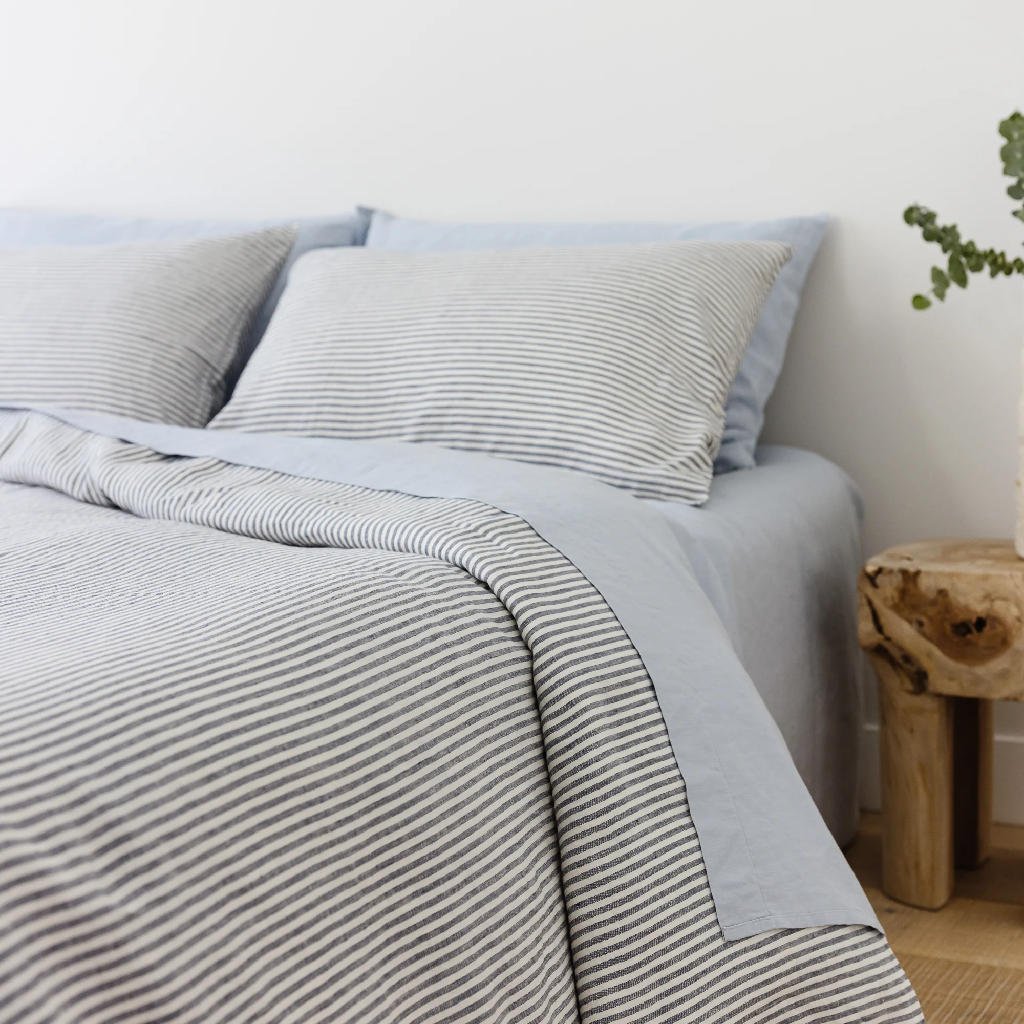 Powder Blue Linen Fitted Sheet - Image 3
