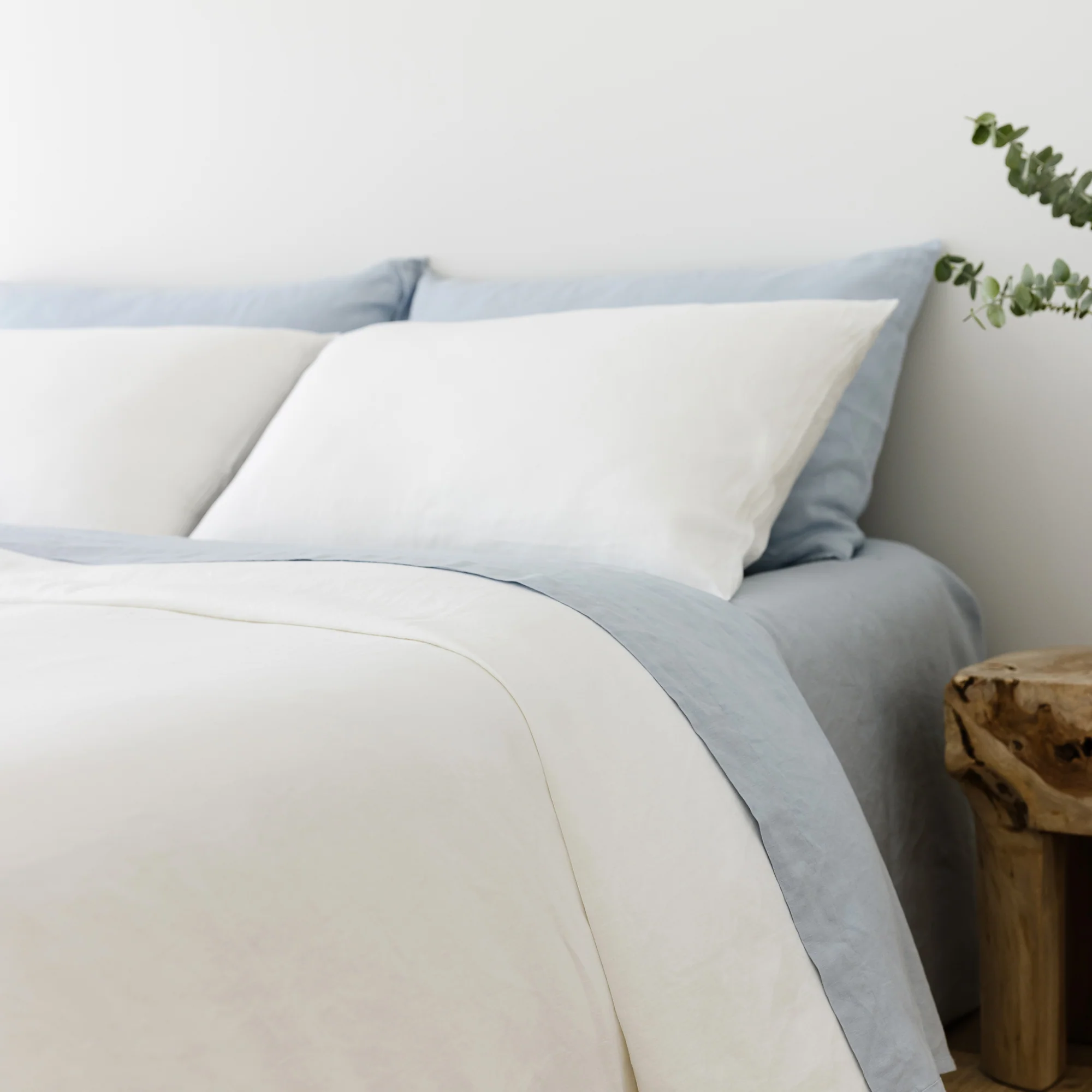Powder Blue Linen Fitted Sheet - Image 4