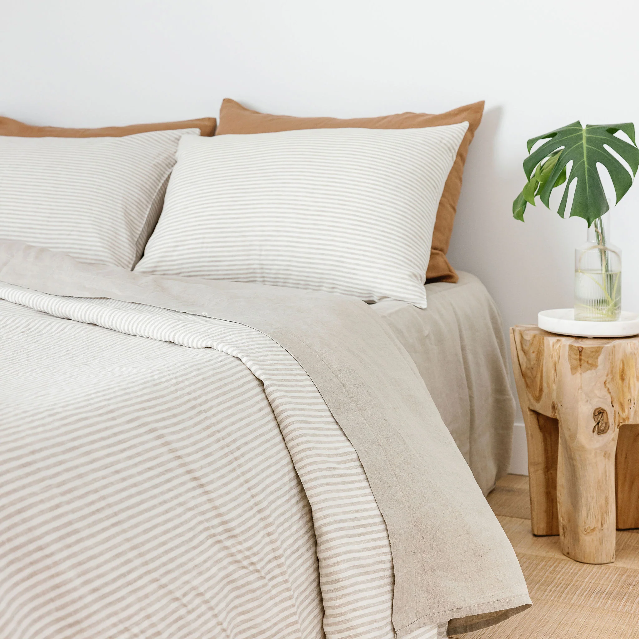 Sand Stripes Linen Duvet - Image 8