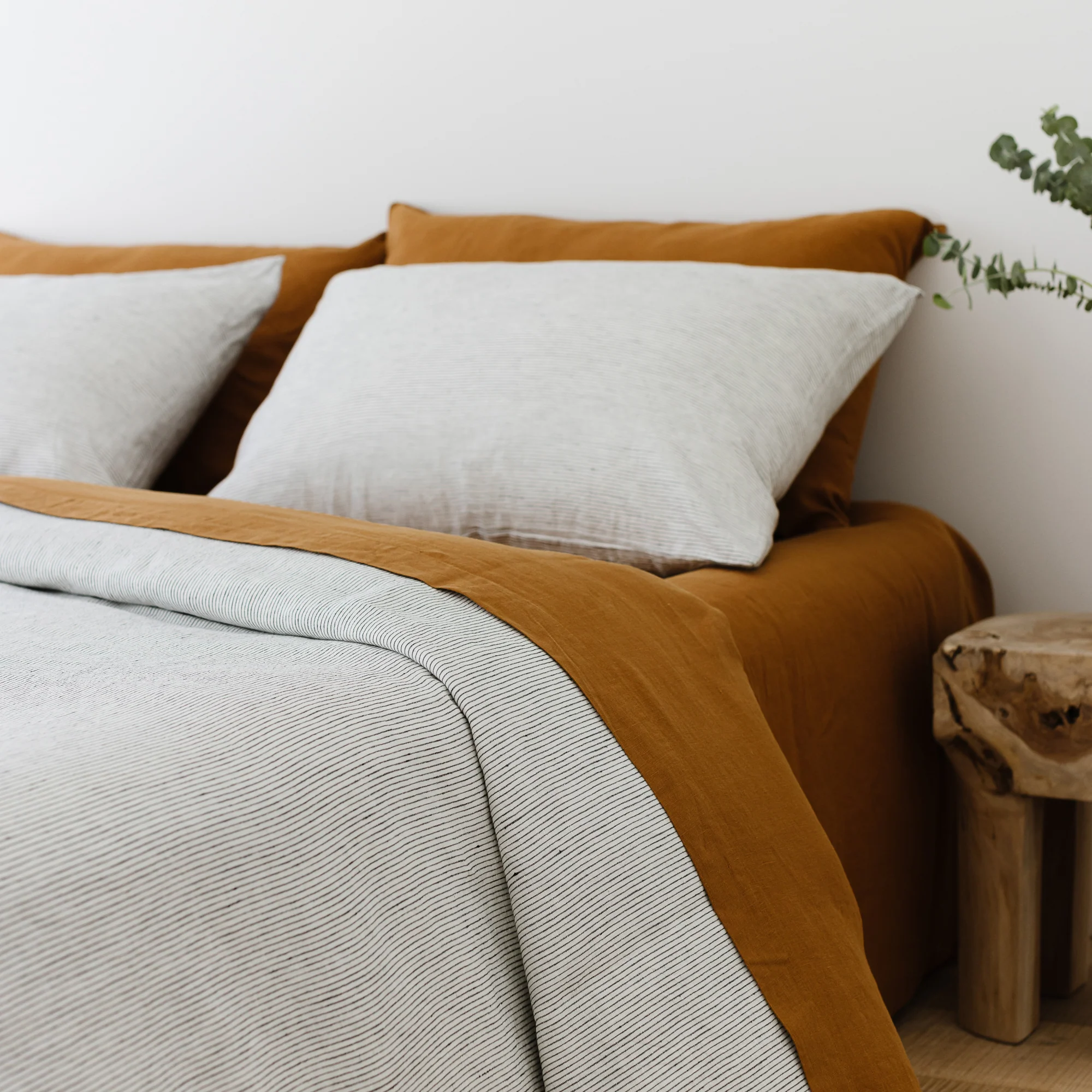 Tobacco Linen Fitted Sheet - Image 7