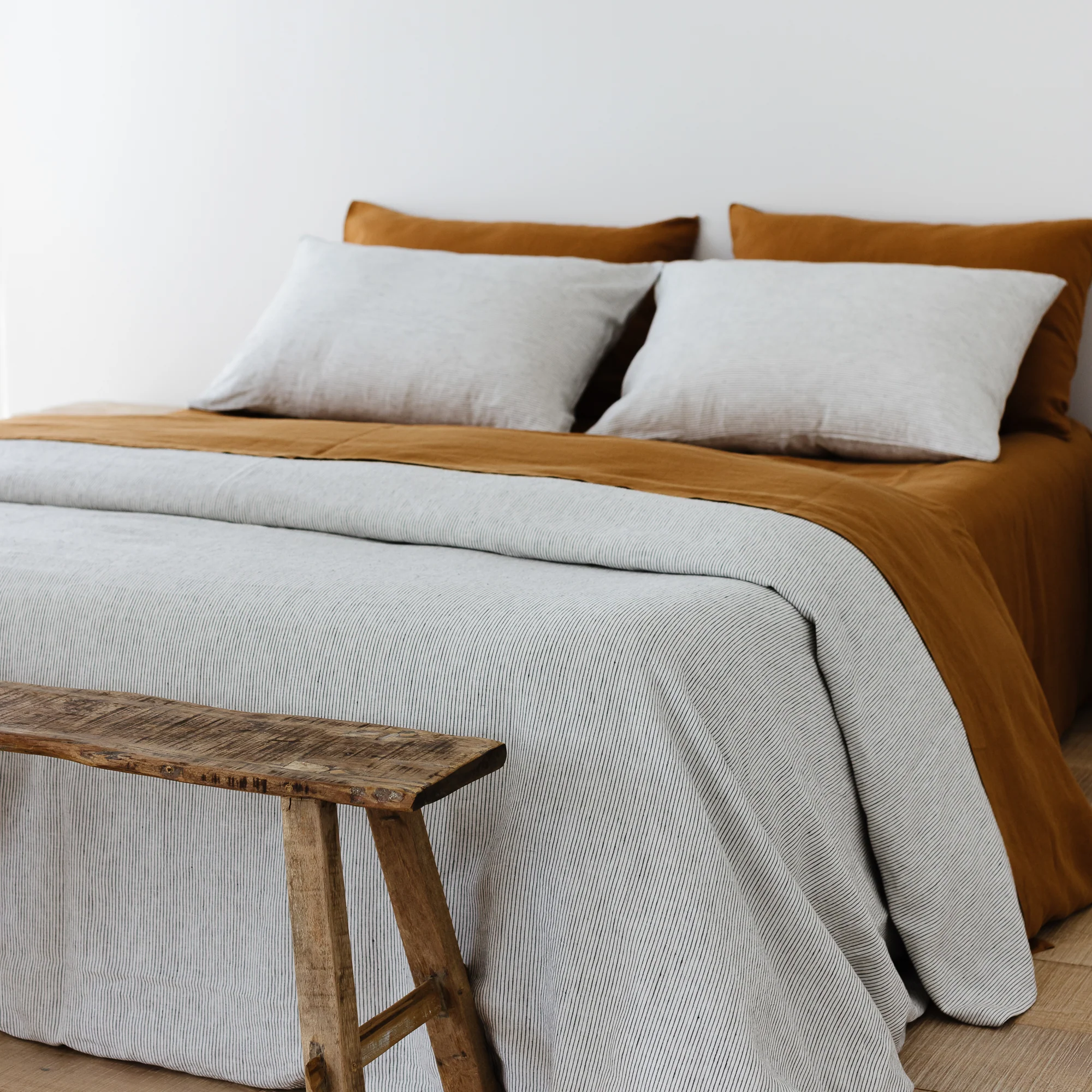 Tobacco Linen Sheets Set - Image 11